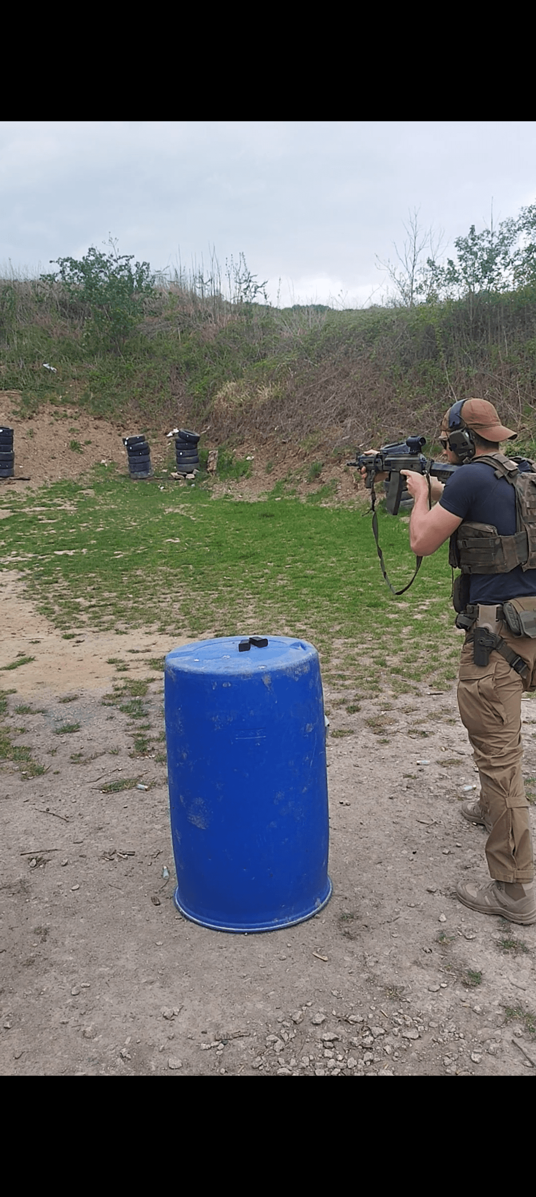 Instruktor na strzelnicy